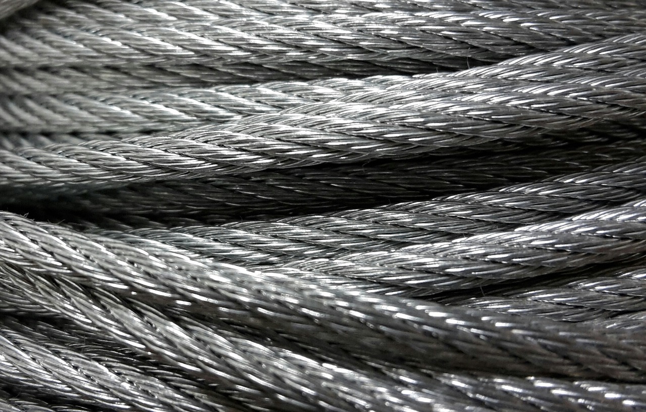 Coils of anodised aluminium bonsai training wire
